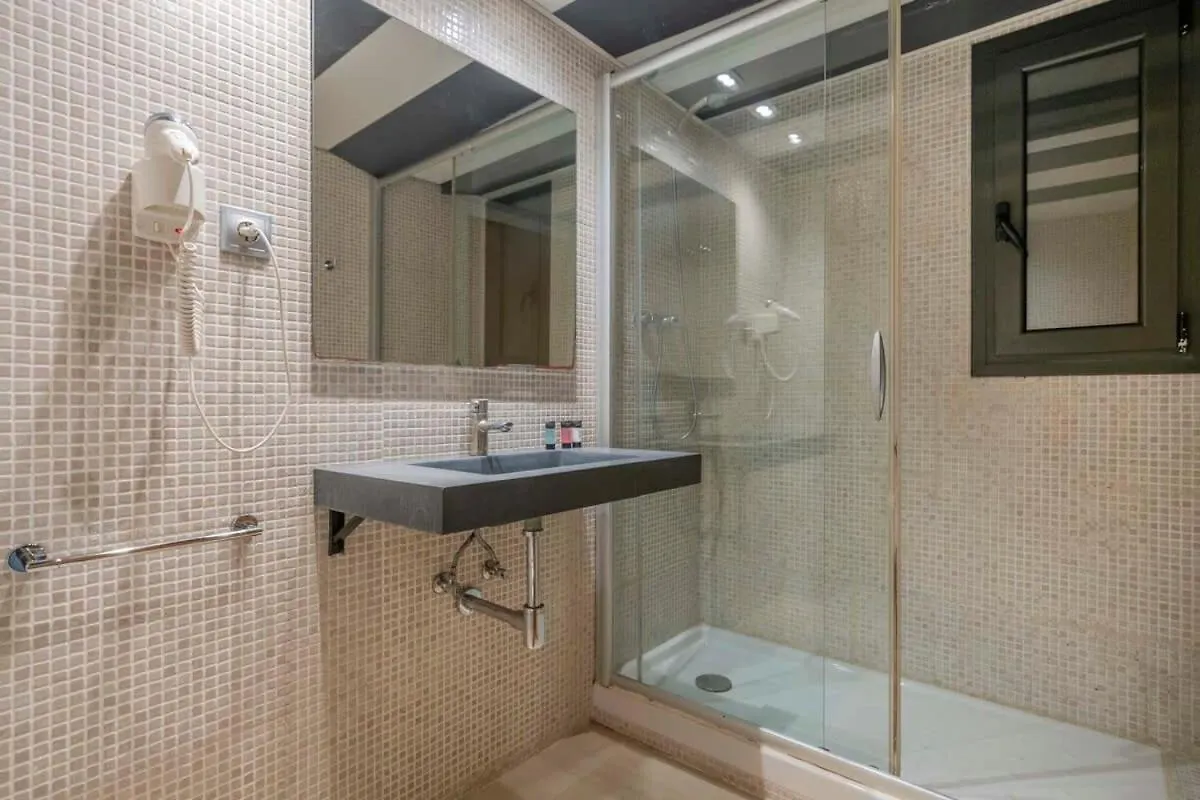 Modern&bright apartment in Eixample 1-2 Barcelona